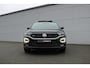 Volkswagen T-Roc 2.0 TSI 4Motion R-Line DSG 190PK (Panoramadak VirtualCockpit Carplay ACC Keyless Camera Full-Led Trekhaak 19InchLMV PrivacyGlass)
