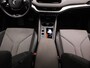 Skoda Enyaq iV 60 180 PK | Automaat | SoH 92% | Navigatie | LED Koplampen | Climate Control | Adaptive Cruise Control | Apple Carplay/Android Auto | Warmtepomp | Stuur verwarming | Parkeersensoren | Lichtmetalen velgen |