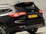 Ford Focus Wagon 1.5 EcoBoost ST Line X 150Pk Automaat (VIRTUAL COCKPIT, APPLE CARPLAY, GROOT NAVI, STUUR/STOELVERWARMING, CAMERA, SPORTSTOELEN, KEYLESS, LED KOPLAMPEN, NIEUWSTAAT)