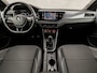 Volkswagen Polo 1.0 TSI Sportline (APPLE CARPLAY, ZWART HEMEL, GROOT NAVI, ADAPTIVE CRUISE, PARKEERSENSOREN, SPORTSTOELEN, GETINT GLAS, NIEUWE APK, NIEUWSTAAT)