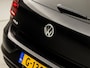 Volkswagen Polo 1.0 TSI Sportline (APPLE CARPLAY, ZWART HEMEL, GROOT NAVI, ADAPTIVE CRUISE, PARKEERSENSOREN, SPORTSTOELEN, GETINT GLAS, NIEUWE APK, NIEUWSTAAT)