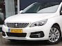 Peugeot 308 1.2 PureTech Allure Navigatie | Glazen dak | Getinte ramen achter | Denon Sound System | Apple Carplay & Android Auto | 16 inch LMV All-season