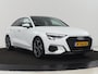 Audi A3 30 TFSI Advanced Edition | Sportstoelen | Carplay | Camera | Navigatie | Full LED | Virtual Cockpit | Climate control | 18'' | Getint glas | Cruise control | Parkeerhulp | Bluetooth | Audi Sound