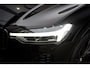 Volvo XC60 2.0 T8 Plug-in hybrid AWD Ultra Black Edition | Panorama Dak | Elek. Stoelen + Geheugen | Adaptieve Cruise + Pilot Assist | 360 Camera | Google | Stoel & Stuurverwarming | Keyless Entry