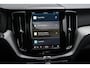 Volvo XC60 2.0 T8 Plug-in hybrid AWD Ultra Black Edition | Panorama Dak | Elek. Stoelen + Geheugen | Adaptieve Cruise + Pilot Assist | 360 Camera | Google | Stoel & Stuurverwarming | Keyless Entry