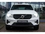 Volvo XC40 2.0 B4 Plus Dark | Adaptieve Cruise + Pilot Assist | Stoel & Stuurverwarming | Elek. Stoelen + Geheugen | Parkeer Camera | Elek. Achterklep | Google | Keyless Entry | Stoel & Stuurverwarming