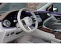 Mercedes-Benz EQS SUV 450 4MATIC AMG Line 118 kWh | Facelift | Hyperscreen | Achterasbesturing | Airmatic | Distronic+ | Massage | Burmester | Trekhaak | Verwarmd Stuurwiel | HUD | Stoelventilatie |