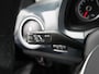 Volkswagen Up! 1.0 Clima - Camera - PDC - Cruise control