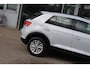 Volkswagen T-Roc 1.0 Style TSI 115pk | Navigatie | Adaptive Cruise | Airco | Parkeersensoren | Radio | Carplay