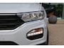 Volkswagen T-Roc 1.0 Style TSI 115pk | Navigatie | Adaptive Cruise | Airco | Parkeersensoren | Radio | Carplay