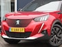 Peugeot e-2008 EV GT 50 kWh Automaat | Navigatie | Climate Control | Cruise Control | Achteruitrijcamera | DAB Ontvanger | LED | 17" Lichtmetalen Velgen | Apple Carplay/Android Auto |