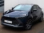 Toyota C-HR 2.0 PHEV 220 Dynamic | Nieuw! | Bi-Tone | Stoel/Stuurwielverwarm