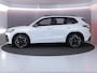 Volkswagen Tiguan 1.5 eHybrid R-Line Edition 272 pk Automaat (DSG) | Verlengde garantie | Navigatie | Panoramadak | Trekhaak (wegklapbaar) | Parkeersensoren (Park assist) | Rondomzicht camera | Stoelverwarming v/a |