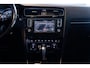 Volkswagen Golf 1.4 TSI Connected Series PANO | LED | LEDER | ELEKTRISCHE STOEL | STOELVERWARMING | DEALER ONDERHOUDEN | TREKHAAK