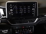 Volkswagen T-Roc 1.5 TSI R-Line Edition / 150pk / Stoel en stuur verwarming / Achteruitrij camera / Keyless /