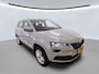 Skoda Karoq 1.0 TSI 115pk Business Edition / LED / Navigatie / Camera/ 17" LMV