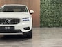 Volvo XC40 T4 Recharge Inscription | Parkeercamera | Cruise Control | Keyless Drive | Parkeersensoren voor+achter | 18 Inch | Elektrisch bedienbare achterklep | Climate Control L+R | DAB Radio | Apple Carplay/Android Auto | Volvo On Call met mobiele App functie |