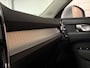 Volvo XC40 T4 Recharge Inscription | Parkeercamera | Cruise Control | Keyless Drive | Parkeersensoren voor+achter | 18 Inch | Elektrisch bedienbare achterklep | Climate Control L+R | DAB Radio | Apple Carplay/Android Auto | Volvo On Call met mobiele App functie |