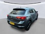 Volkswagen T-Roc 1.5 TSI 150pk Sport / Black Style / LED / Leer / Navigatie / Parkeersensoren V+A / 18" LMV