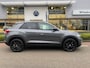 Volkswagen T-Roc 1.5 TSI 150pk Sport / Black Style / LED / Leer / Navigatie / Parkeersensoren V+A / 18" LMV