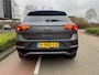 Volkswagen T-Roc 1.5 TSI 150pk Sport / Black Style / LED / Leer / Navigatie / Parkeersensoren V+A / 18" LMV