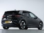 Volkswagen ID.3 First Max 58 kWh 204 PK | LED Matrix IQ | Augmented Reality Head-Up | Panoramadak | Steunhaak | Side Assist |