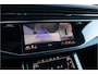 Audi Q8 60 TFSI e quattro S-Line Competition Panodak ACC Trekhaak Achteras Bestr. Head Up 360 Oled Massage Softcl. B&O Stoelvent. Trekhaak