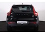 Volvo XC40 Recharge P8 AWD R-Design - IntelliSafe Assist & Surround - Parkeercamera achter - Parkeersensoren voor & achter - Verwarmde voorstoelen & stuur - Warmtepomp - 19' LMV