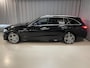 Mercedes-Benz C-klasse Estate 300 e AMG Line 18"/Panoramadak/Laser LED/Trekhaak/Stoelverwarming + memory l + r/Adaptieve cruise/Sfeerverlichting premium/Elektrische klep/Apple Carplay & Android Auto