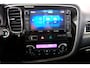 Mitsubishi Outlander 2.0 PHEV Instyle | TREKHAAK | SCHUIF-KANTEL |