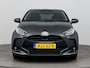 Toyota Yaris 1.5 Hybrid 115 Dynamic | Dodehoek | Parkeersensoren voor/achter | Stoelverwarming | Stuurverwarming | Apple Carplay / Android Auto | Navigatie | LED