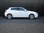 Alfa Romeo Giulietta 1.4 T Distinctive | LEDER | NAVI | CRUISE | LMV | STOELVERW. | AIRCO |