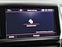 Peugeot 2008 1.2 GT-Line 110pk Automaat | Achteruitrijcamera | Navigatie | Climate Control | Cruise Control | 17" Lichtmetalen Velgen |