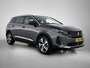 Peugeot 5008 1.2 Hybrid Allure Pack Business 136pk Automaat | Navigatie | Climate Control | Cruise Control | Achteruitrijcamera | Dodehoekdetectie | 18" Lichtmetalen Velgen | Keyless Entry/Start | LED | Apple Carplay/Android Auto |