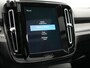 Volvo XC40 T5 Recharge R-Design Polestar Engineered Plug In Hybrid PHEV | Trekhaak Af Fabriek | Panodak | Adaptive Cruise | Camera | Harman / Kardon | Alcantara Sportstoelen & Stuur Verwarmd | Apple Carplay | 19"L.M | Navigatie | DAB |