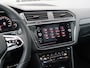 Volkswagen Tiguan 1.5 TSI R-Line | Panoramadak | Led-Matrix | Stoel-Stuur verwarming | H&K Audio |