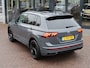 Volkswagen Tiguan 1.5 TSI R-Line | Panoramadak | Led-Matrix | Stoel-Stuur verwarming | H&K Audio |