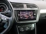 Volkswagen Tiguan 1.5 TSI Comfortline Executive | Parkeersensoren | Led | Navigatie | Camera