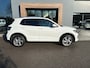 Volkswagen T-Cross 1.0 TSI DSG R-Line | Camera | Trekhaak | Led gril | 4-season | Carplay | Rijklaar incl. garantie