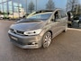 Volkswagen Touran 1.5 TSI Highline 7-peroons | Trekhaak | Camera | Standkachel | Panoramadak | Keyless | Dode hoek | Rijklaar incl. garantie