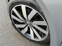 Volkswagen Touran 1.5 TSI Highline 7-peroons | Trekhaak | Camera | Standkachel | Panoramadak | Keyless | Dode hoek | Rijklaar incl. garantie