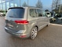 Volkswagen Touran 1.5 TSI Highline 7-peroons | Trekhaak | Camera | Standkachel | Panoramadak | Keyless | Dode hoek | Rijklaar incl. garantie
