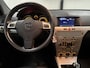 Opel Astra 1.6 Temptation Mooie auto! | Airco | Cruise control | Parkeersensoren achter