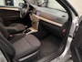 Opel Astra 1.6 Temptation Mooie auto! | Airco | Cruise control | Parkeersensoren achter