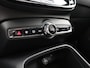 Volvo XC40 B4 AUT(7) BLACK EDITION LOUNGE HARMAN KARDON 20INCH