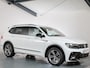 Volkswagen Tiguan Allspace 1.5 TSI R-line 7-Persoons Trekhaak, Panorama dak, ACC, Virtual Cockpit, Apple Carplay/Android Auto, Alcantara