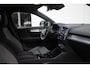 Volvo XC40 B4 Plus Dark | Premium audio by Harman Kardon | Verwarmbare voorstoelen, stuurwiel en voorruit | Apple carplay/Android auto | 18 inch Lichtmetalen velgen | Achteruitrijcamera | Semi Elektr. Trekhaak |