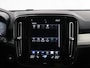 Volvo XC40 2.0 B4 Momentum Business | Navigatie | Parkeercamera | Stoel/Stuurverwarming | Keyless Go | Cruise Control Adaptief |