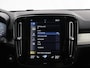Volvo XC40 2.0 B4 Momentum Business | Navigatie | Parkeercamera | Stoel/Stuurverwarming | Keyless Go | Cruise Control Adaptief |