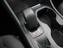 Volvo XC40 2.0 B4 Momentum Business | Navigatie | Parkeercamera | Stoel/Stuurverwarming | Keyless Go | Cruise Control Adaptief |